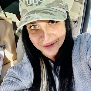 Meet your Posher, Alexa